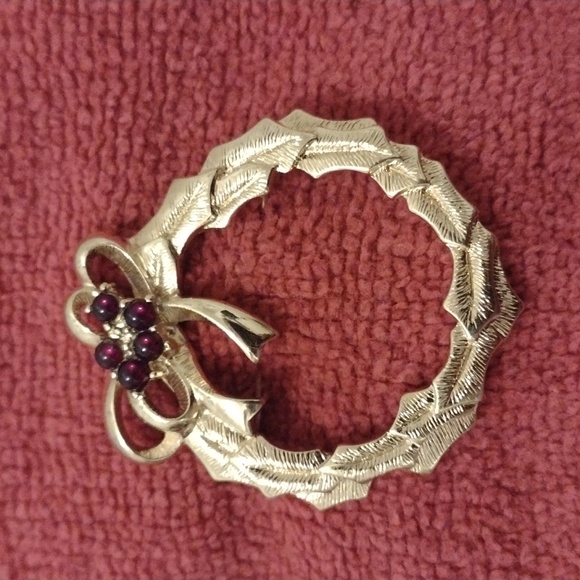 Jewelry Vintage Christmas Brooche By Poshmark